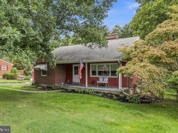 634 FAIRMONT AVENUE, WERNERSVILLE, PA 19565