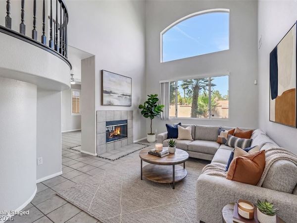 10028 Pinnacle View Place, Las Vegas, NV 89134