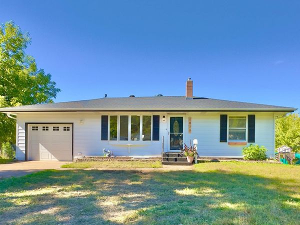 1979 Memory Lane, North Saint Paul, MN 55109