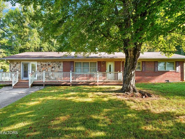 813/815 Stephens Rd, Rocky Top, TN 37769