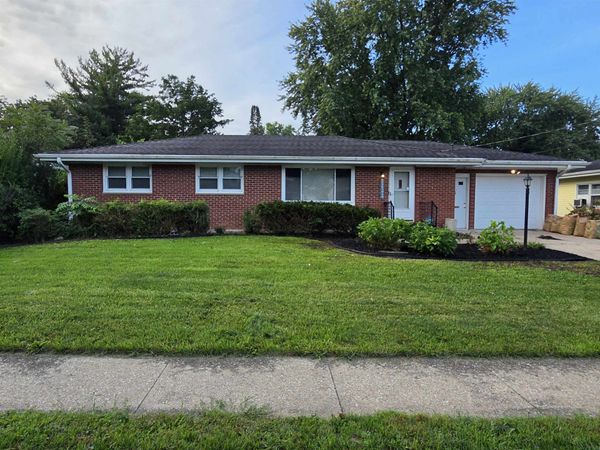 1233 W logan, FREEPORT, IL 61032