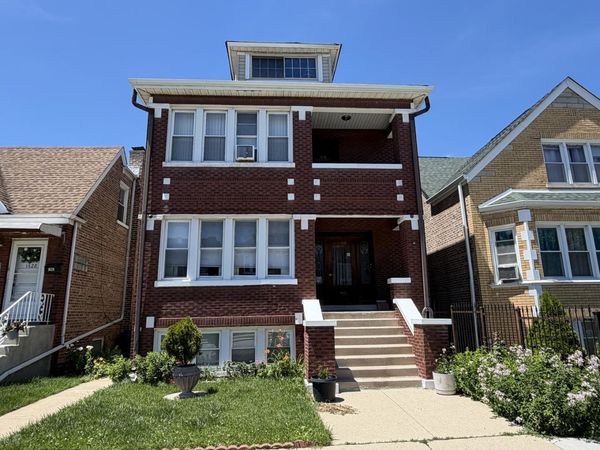 1626 S 49th Avenue, Cicero, IL 60804