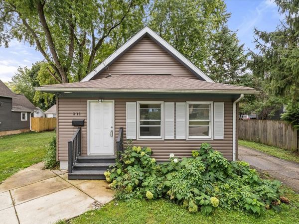 311 Orange Street , Elgin, IL 60123