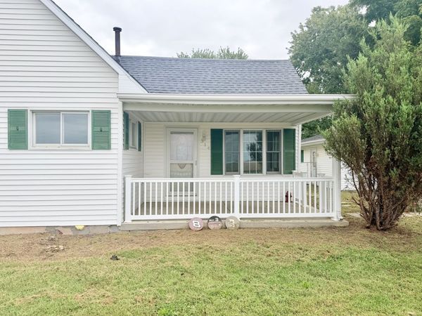 314 N Constant Street, Dawson, IL 62520