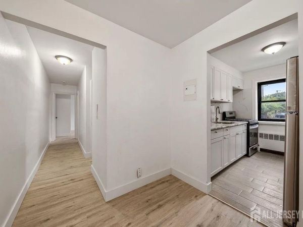 2335 Hudson Terrace, Fort Lee, NJ 07024