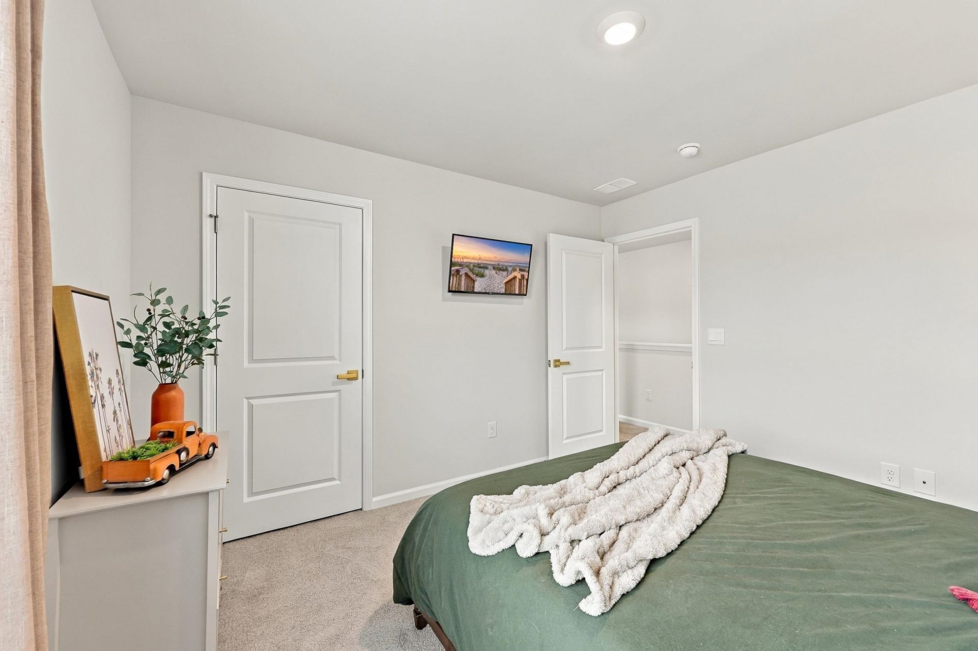 2297 Ainsley Dr. Photo 32