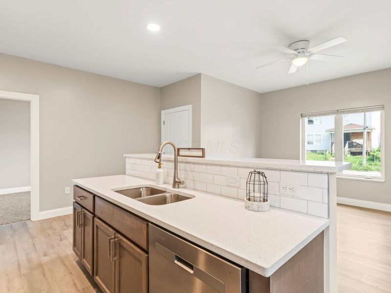1636 Kohr Place , Columbus, OH 43211 Photo 10