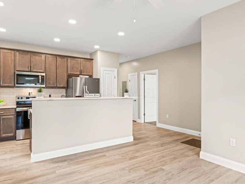 1636 Kohr Place , Columbus, OH 43211 Photo 4