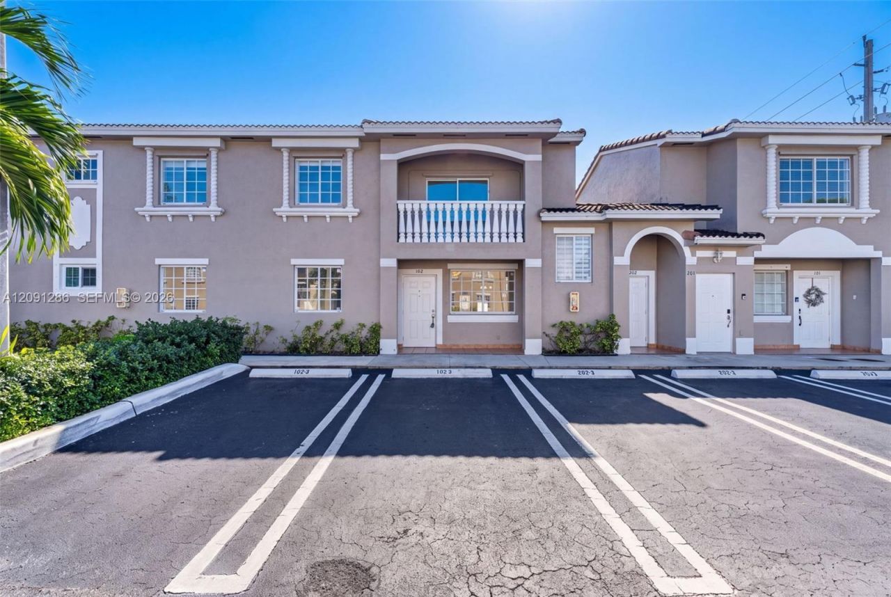 7221 NW 174th Ter , Unit 102, Hialeah, FL 33015 Photo