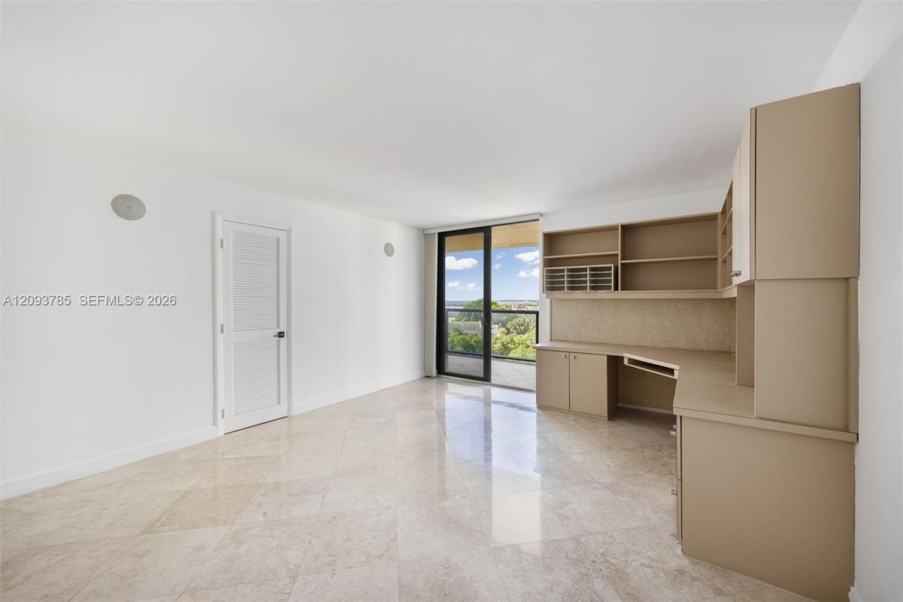 2575 S Bayshore Dr, Unit 10A & 10B, Coconut Grove, FL 33133 Photo
