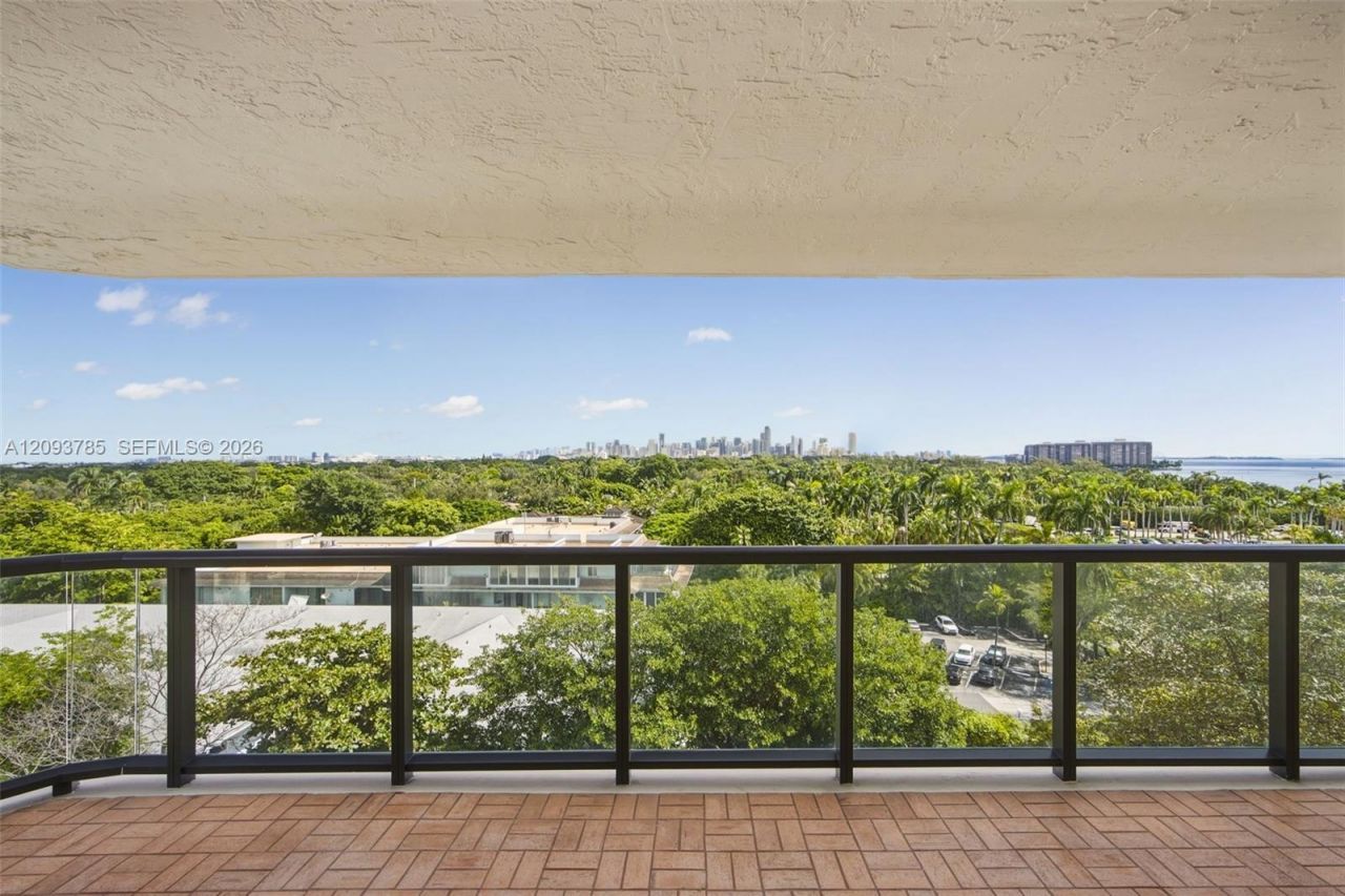 2575 S Bayshore Dr, Unit 10A & 10B, Coconut Grove, FL 33133 Photo