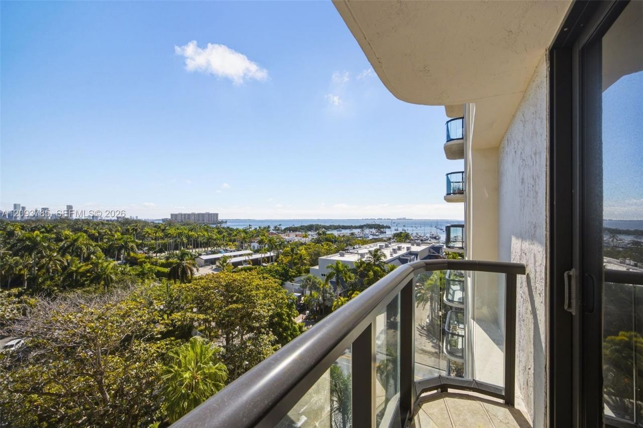 2575 S Bayshore Dr, Unit 10A & 10B, Coconut Grove, FL 33133 Photo