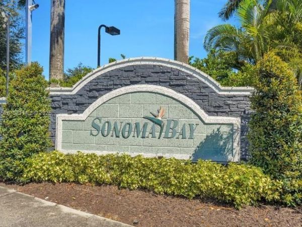 3716 Oleander Ter, Riviera Beach, FL 33404