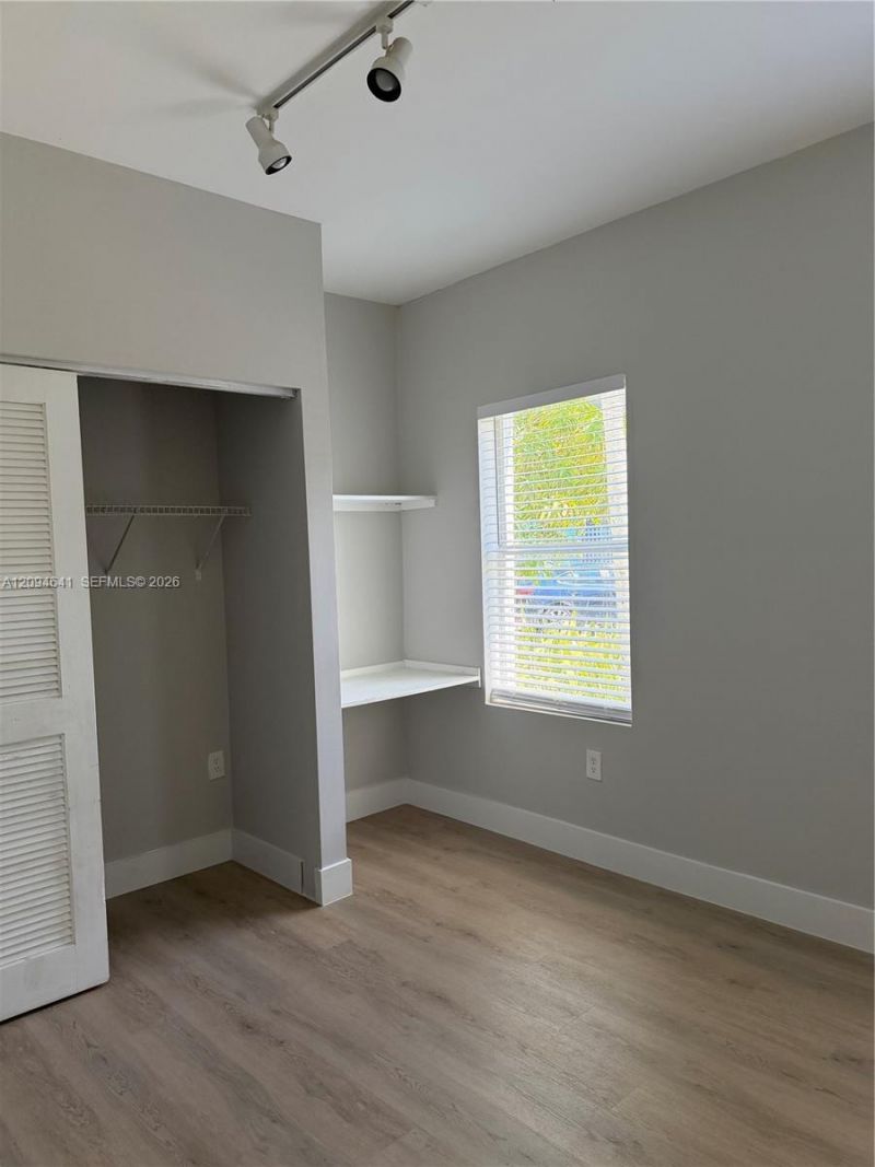 576 NE 63rd St , Unit 3, Miami, FL 33138 Photo