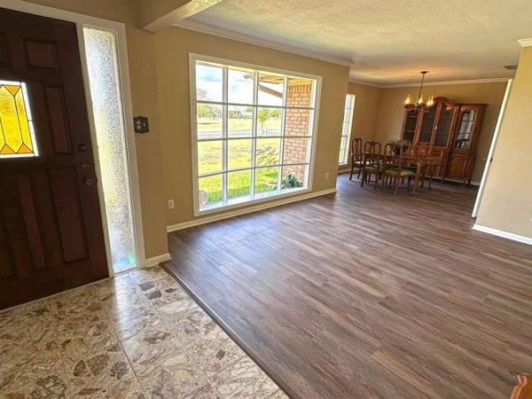 517 S Roy Reynolds DR, Harker Heights, TX 76548