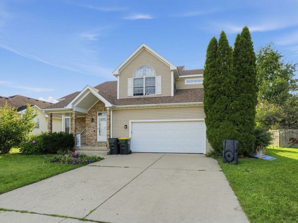 315 Stearn Drive , Genoa, IL 60135