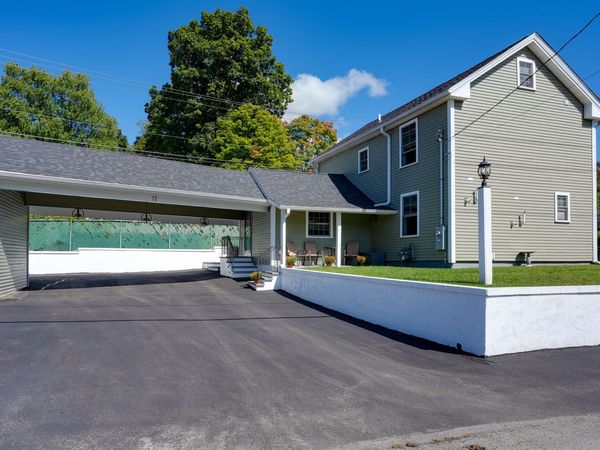 71 River St, Leominster, MA 01453