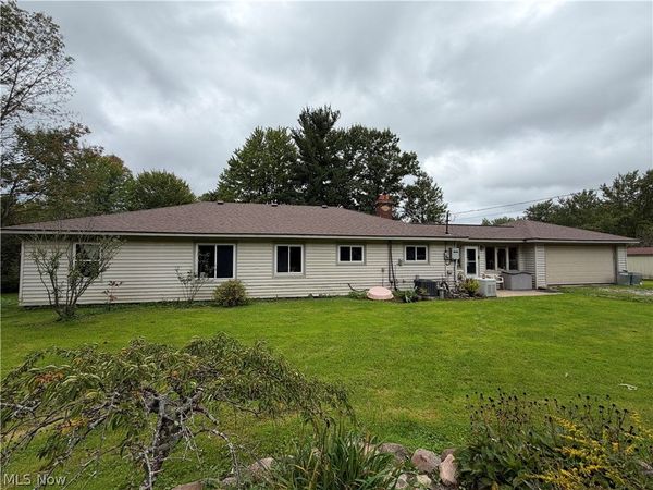 9969 Edwards Lane , Chagrin Falls, OH 44023