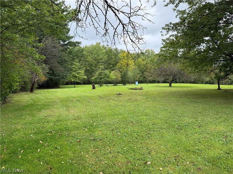 9969 Edwards Lane, Chagrin Falls, OH 44023 Photo 4
