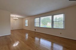 6100 Yorkshire Drive  photo 4
