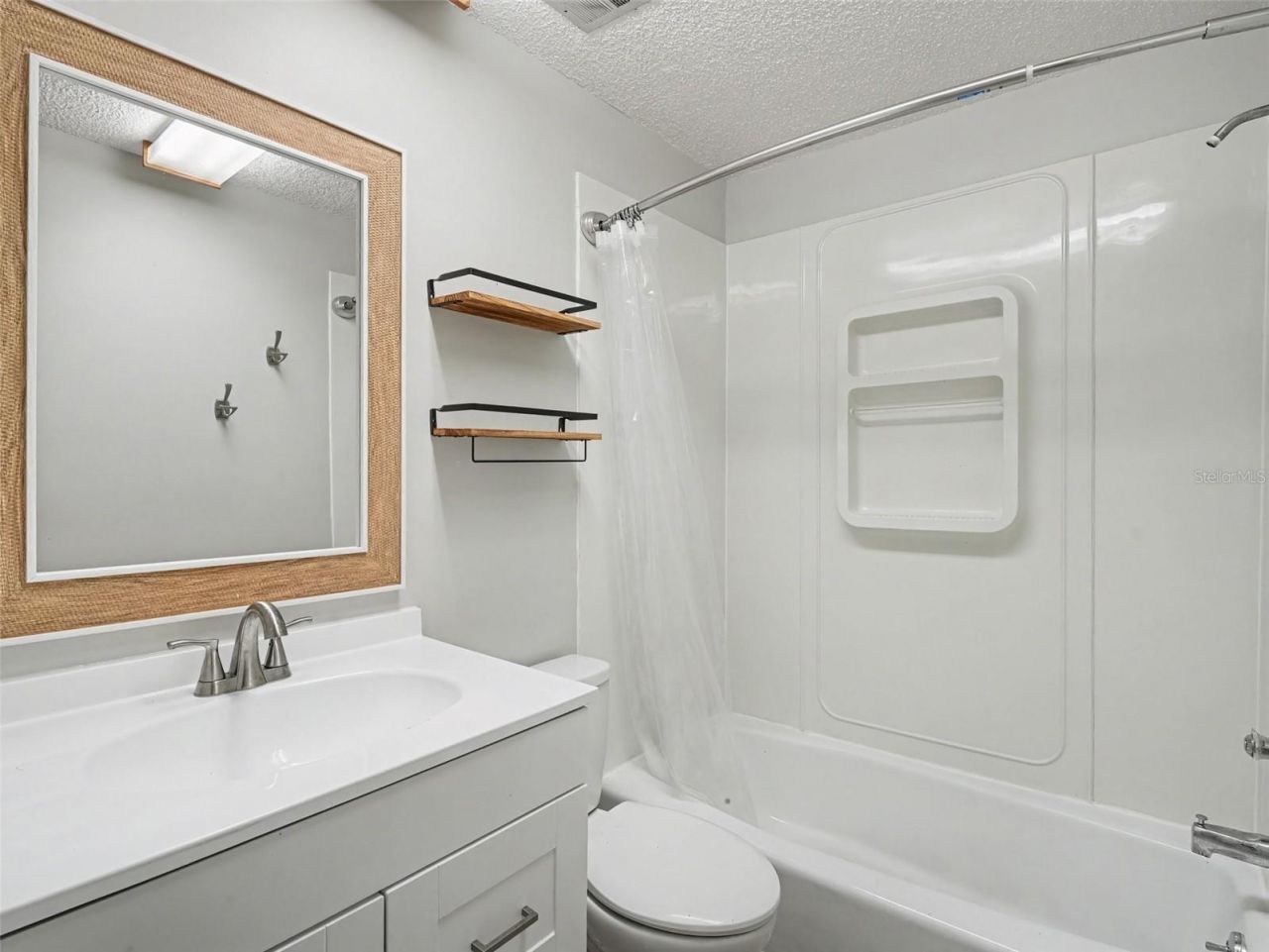 3390 Ramblewood Court, Sarasota, FL 34237 Photo