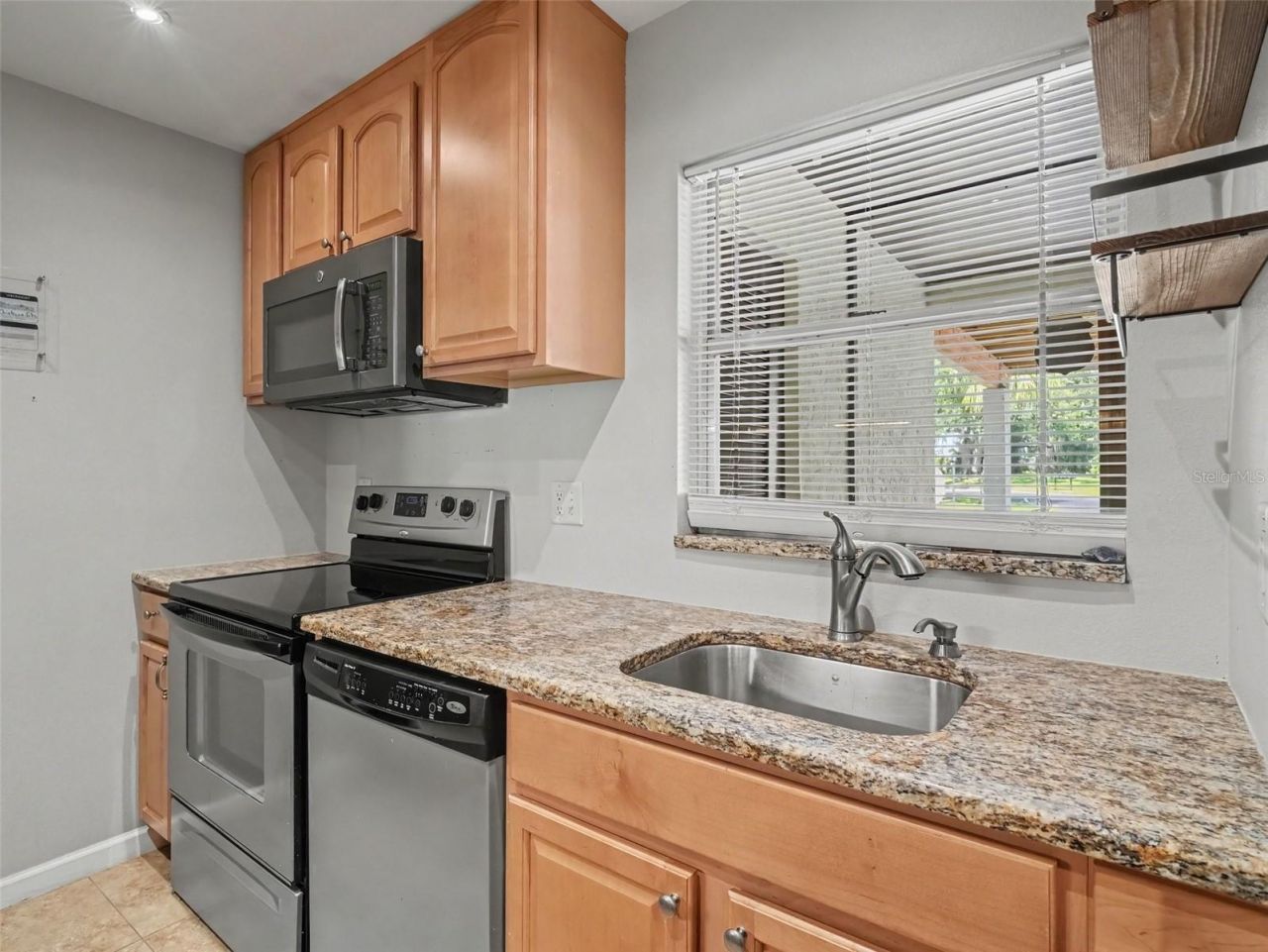 3390 Ramblewood Court, Sarasota, FL 34237 Photo