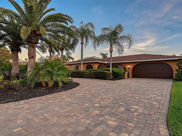 7137 WESTMORELAND DRIVE , SARASOTA, FL 34243