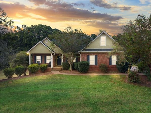 70 Line Drive , Newborn, GA 30056
