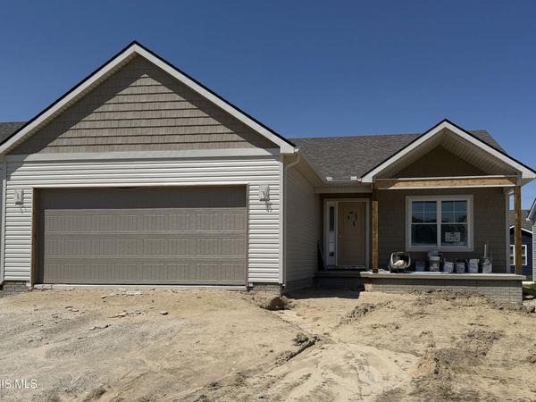 5037 Easton Drive , Oregon, OH 43616