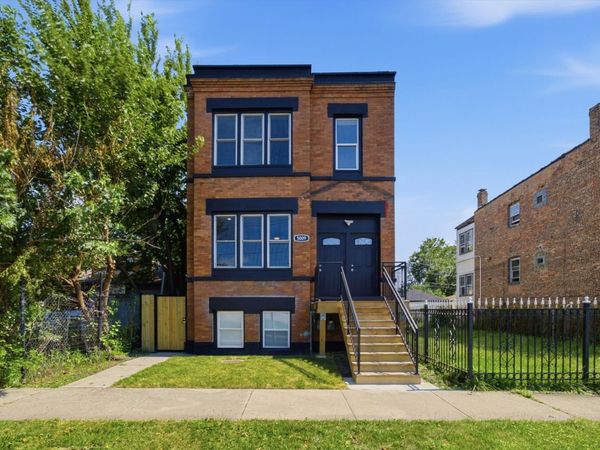 5009 W Ogden Avenue, Cicero, IL 60804
