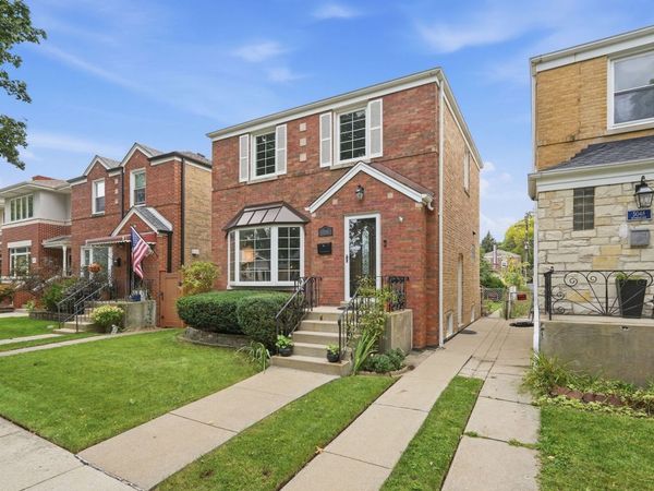 5046 N Rutherford Avenue, Chicago, IL 60656