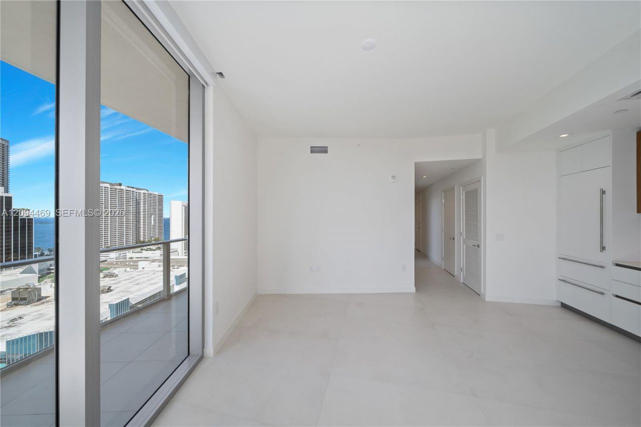 1400 Biscayne Blvd, Unit 2107, Miami, FL 33132 Photo