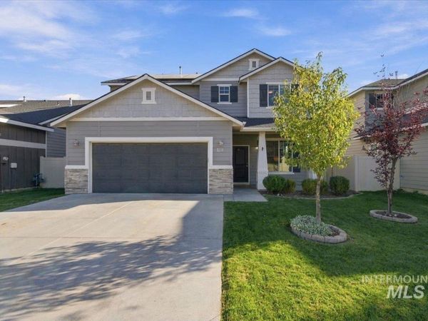 124 S Sunset Point Way, Meridian, ID 83642
