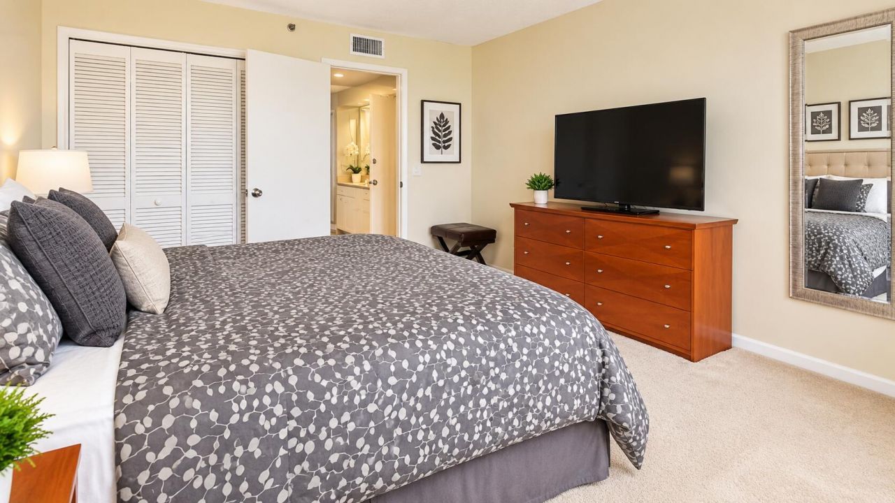 3510 Oaks Way, Unit 408, Pompano Beach, FL 33069 Photo