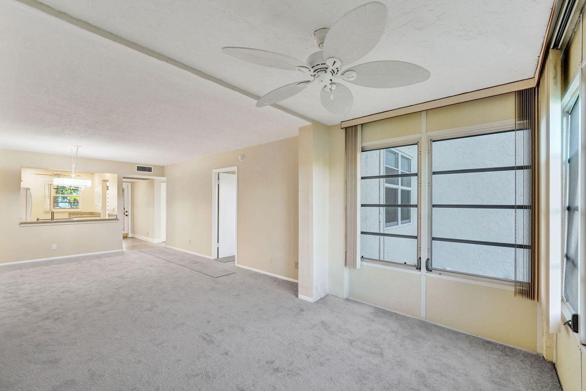 9460 Poinciana Place, Unit 203, Davie, FL 33324 Photo