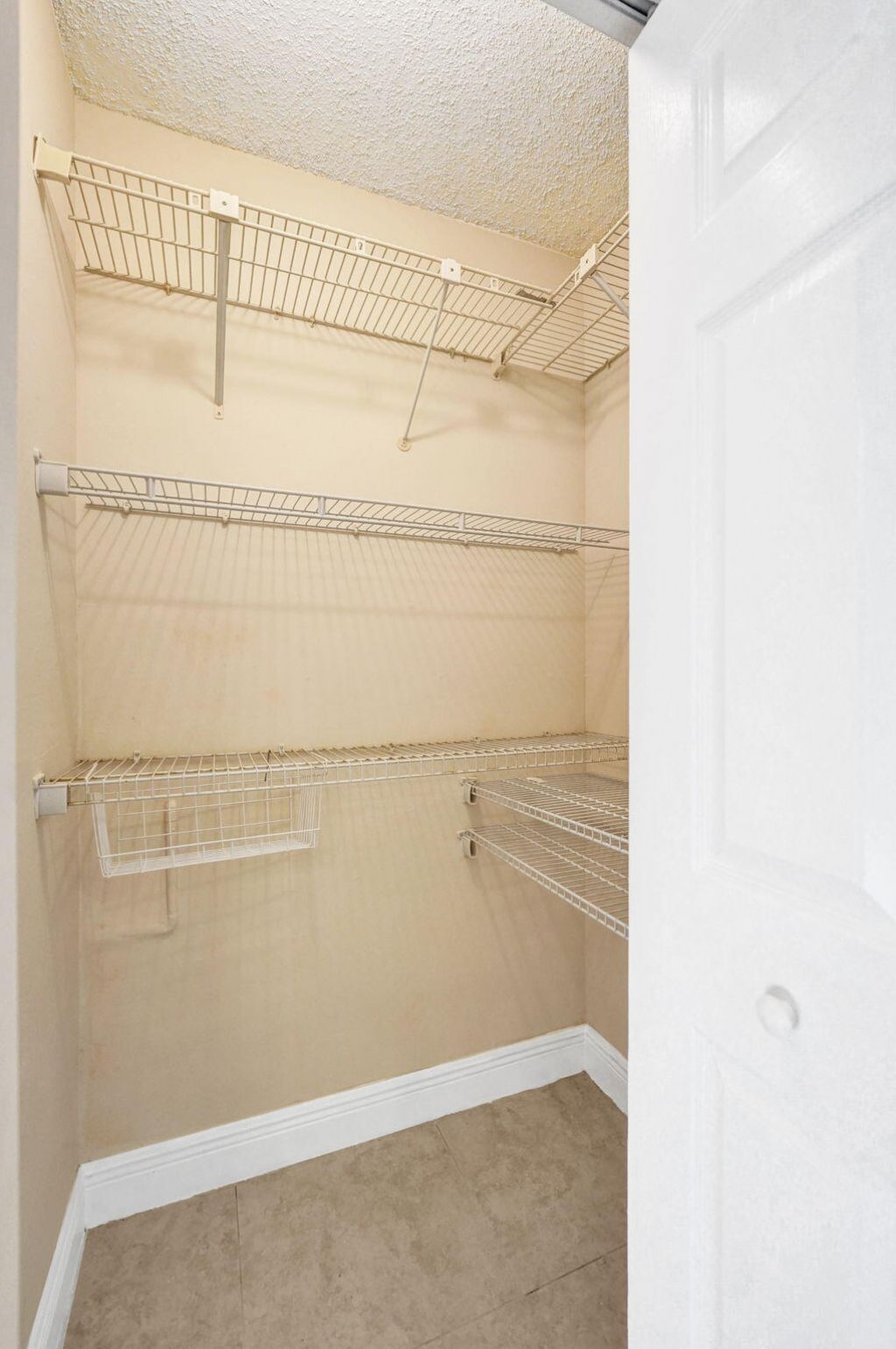 9460 Poinciana Place, Unit 203, Davie, FL 33324 Photo
