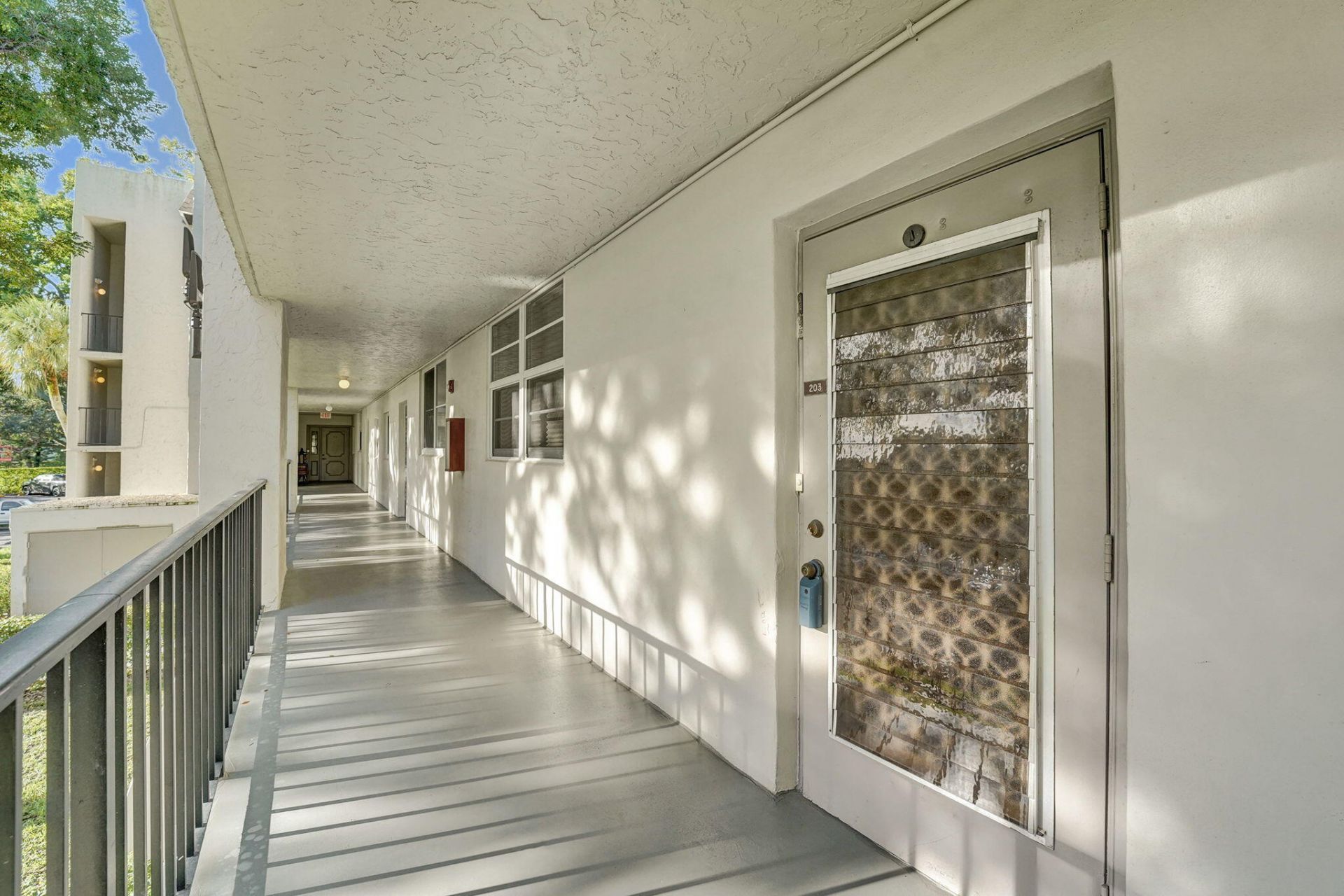 9460 Poinciana Place, Unit 203, Davie, FL 33324 Photo