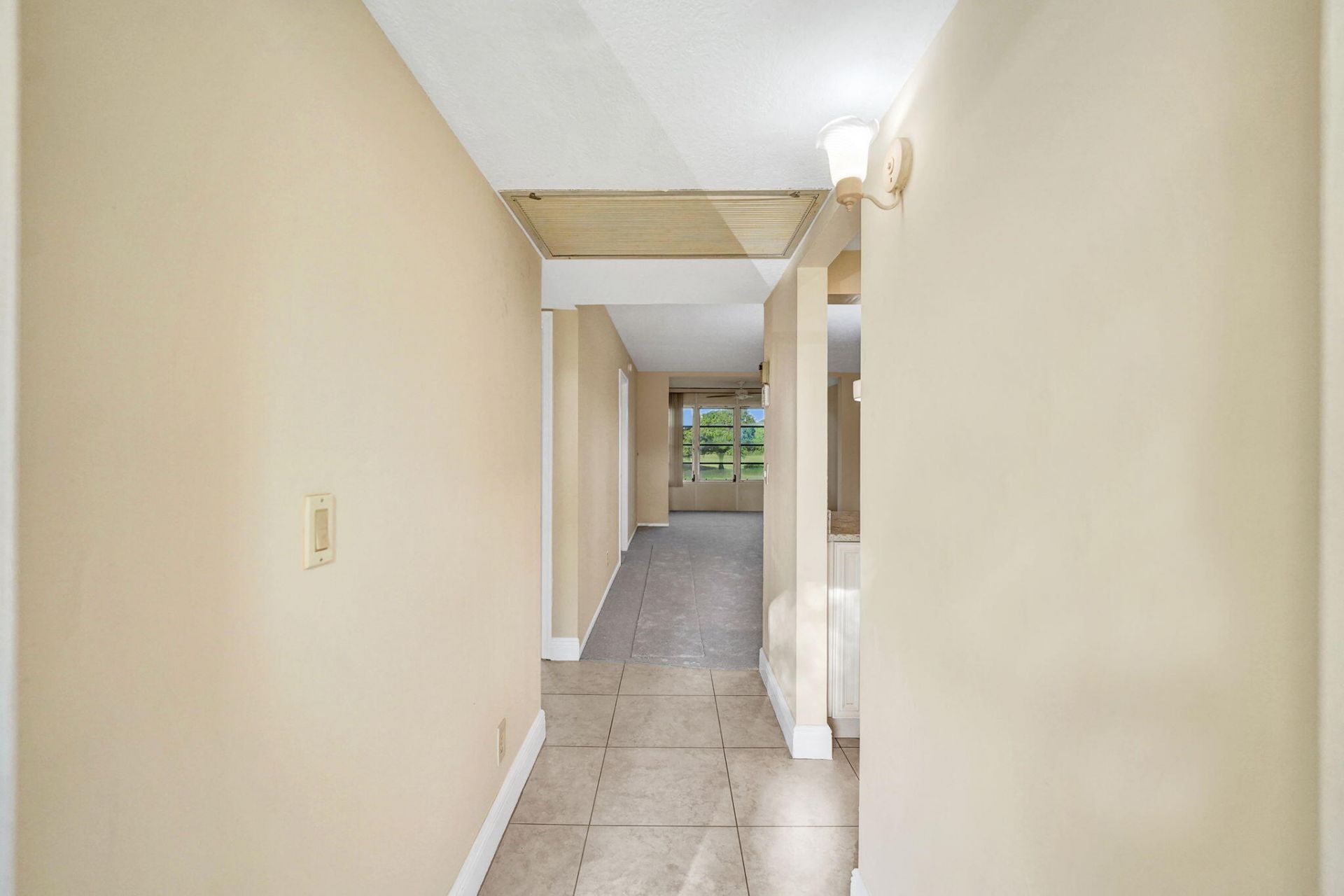 9460 Poinciana Place, Unit 203, Davie, FL 33324 Photo