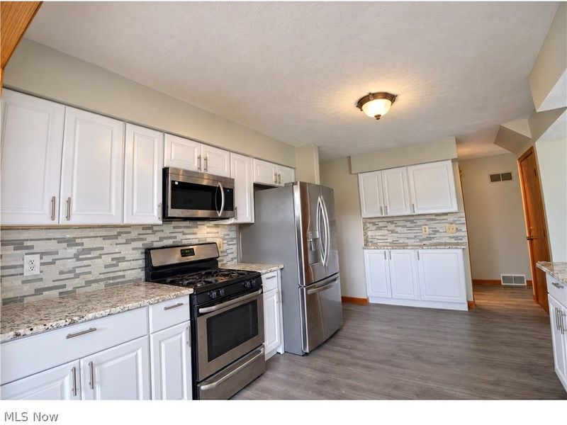 7708 Buchanan Drive, Boardman, OH 44512 Photo 9