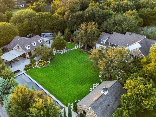 4506 Isabella Lane, Dallas, TX 75229