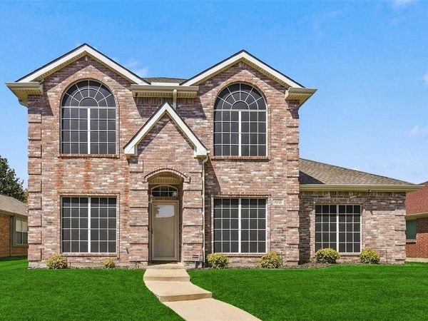 1021 Dartmouth Drive, Lewisville, TX 75067