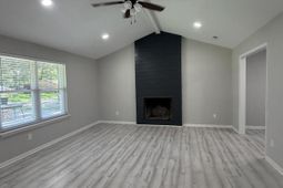 20 Teaneck Road photo 4