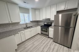 20 Teaneck Road photo 4
