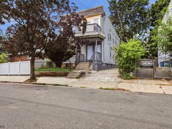 407 Chadwick Ave, Newark, NJ 07112
