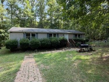 11016 FOREST HOLLOW DRIVE, BUMPASS, VA 23024