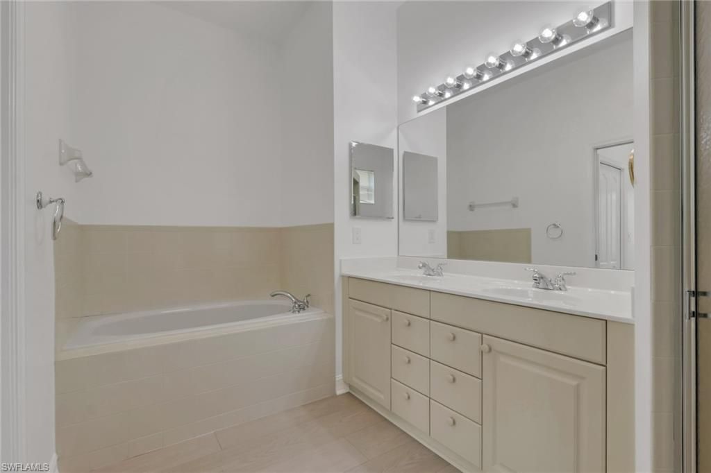 8099 Sanctuary Dr , Unit 1, Naples, FL 34104 Photo