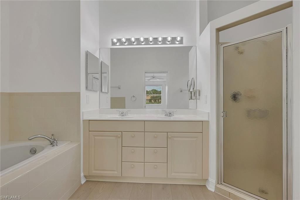8099 Sanctuary Dr , Unit 1, Naples, FL 34104 Photo