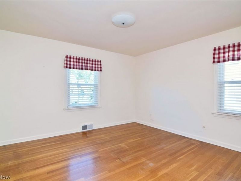 1663 Oakmount Road , South Euclid, OH 44121 Photo 10