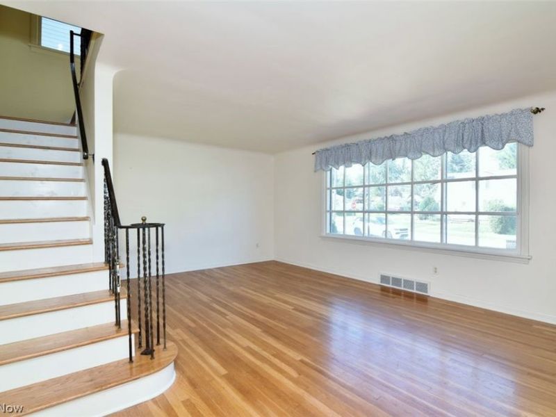 1663 Oakmount Road , South Euclid, OH 44121 Photo 13