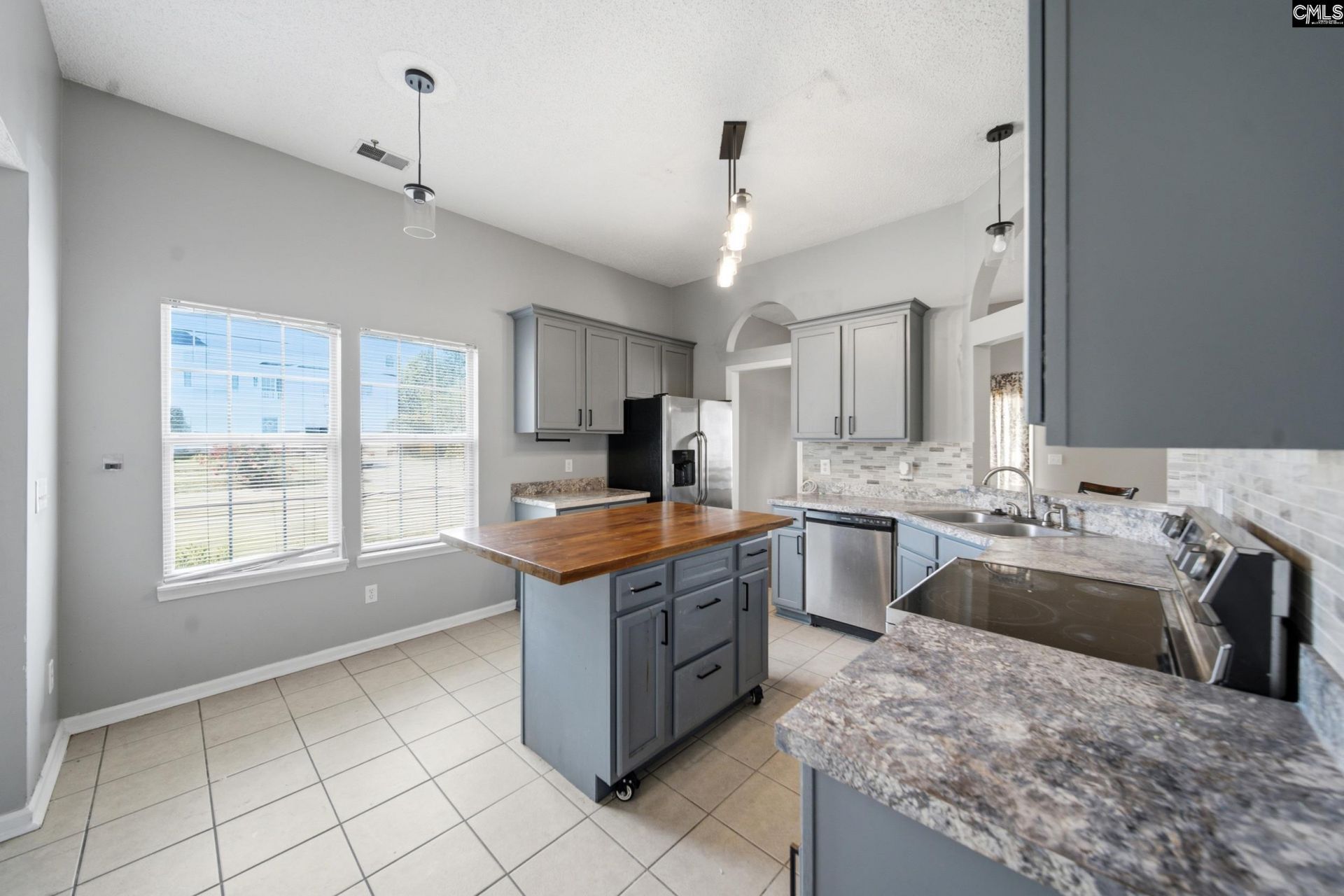 517 Timber Crest Drive  Photo 10